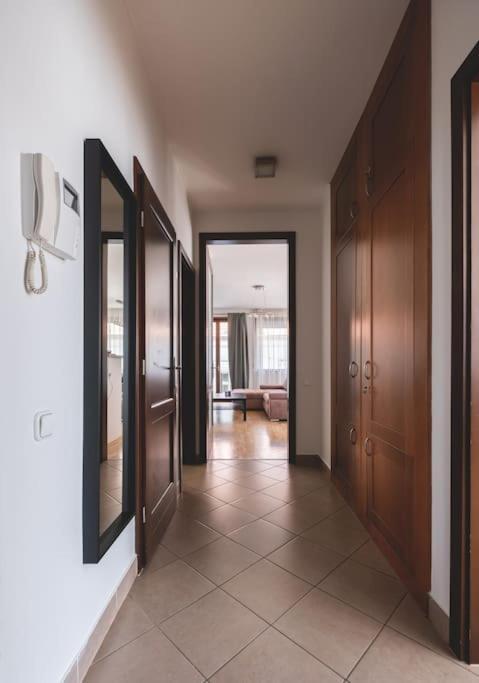 Bright Downtown Balcony Retreat Apartman Budapest Kültér fotó